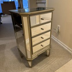 Hollywood Regency Mirrored 4 Drawer Lingerie Chest Good Condition 