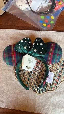 Disney Christmas Minnie Plaid/ Pearl ears