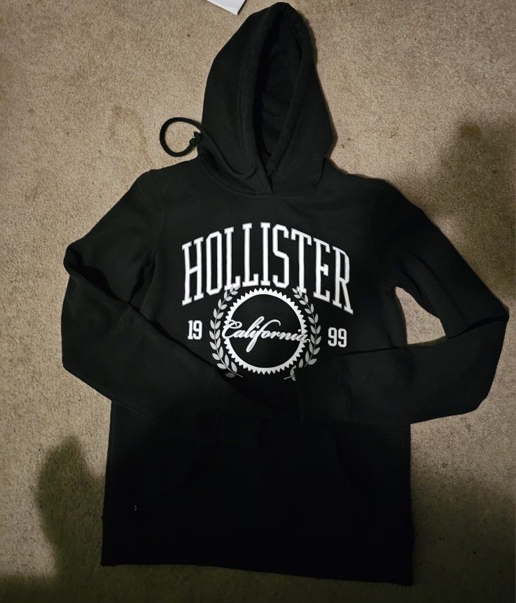 Hollister Sweatshirt