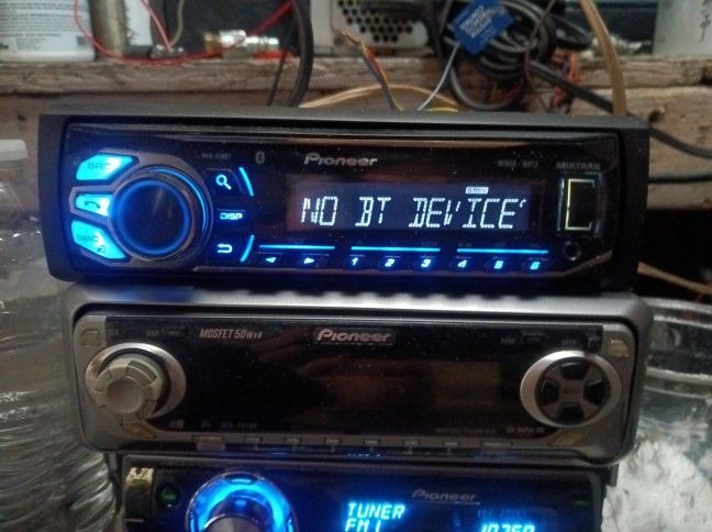 Pioneer media receiver with bluetooth