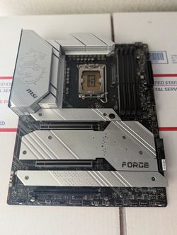 MPG Z690 FORCE WIFI DDR5 Motherboard