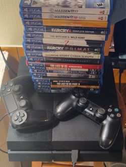 Playstation 4 With Games
