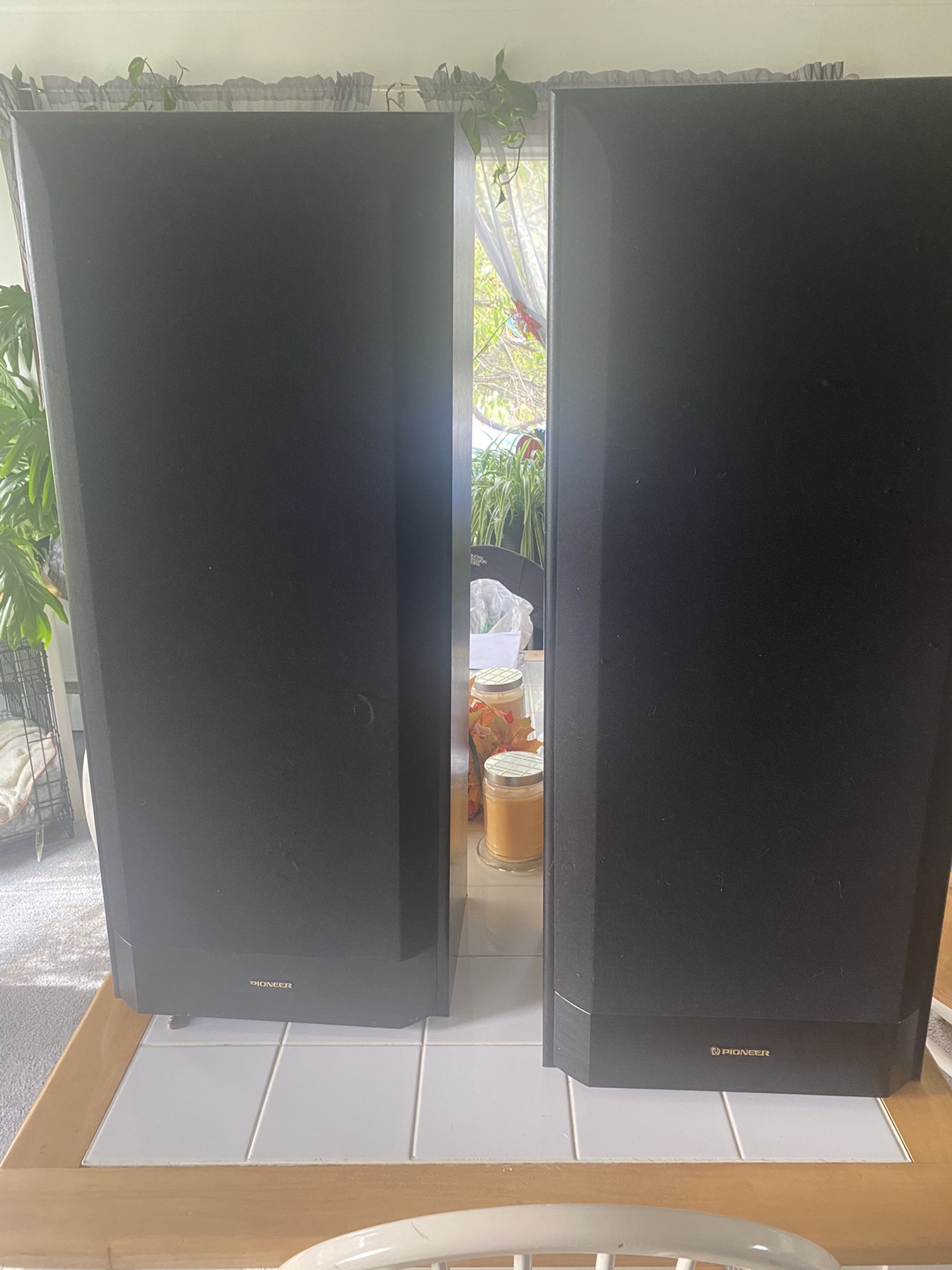 Pioneer 3 Way Speaker System CS-R590 Pair Loud And Very Clean!
