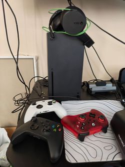Xbox Series X Console, Controllers, Headset Bundle