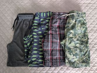 Boys shorts size L