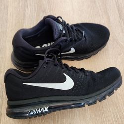 Nike Shoes 9.0