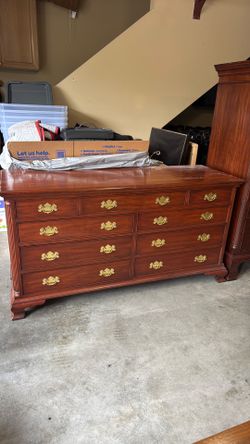 Henkel and Harris dresser