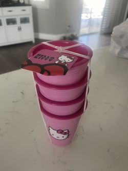 Hello Kitty Cups