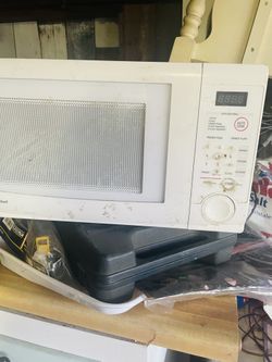 Microwave  In Good Condition  No Need Any More 