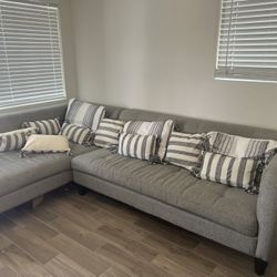 sectional couch 