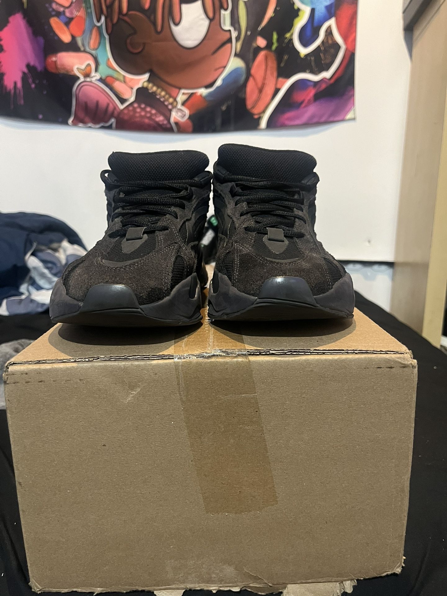 Adidas Yeezy 700 V2 Vanta Sz9