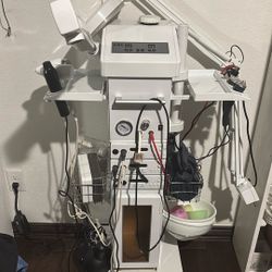 FACIAL MACHINE 