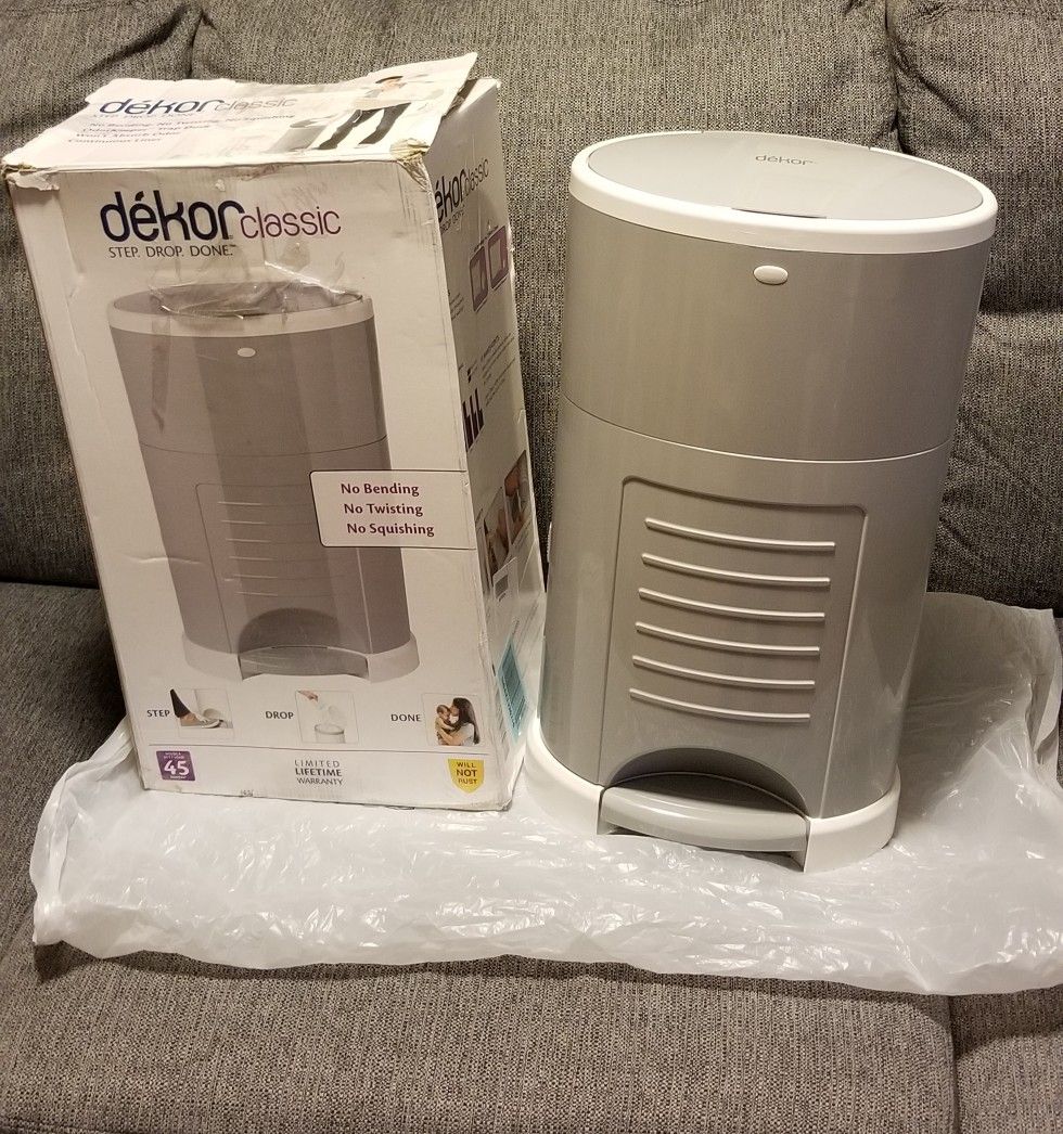 Dekor Classic Diaper Pail 🎁Open Box Unused 🎁