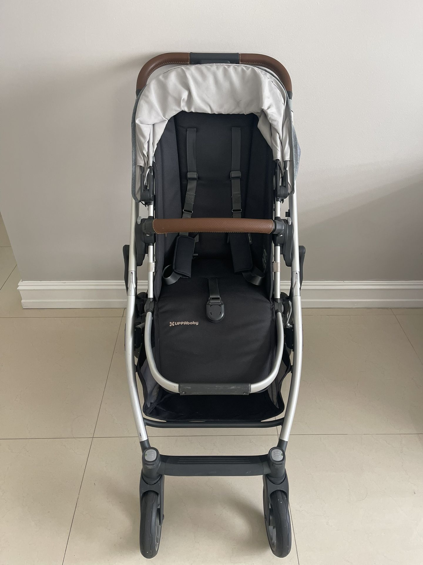 UPPAbaby Cruz V2 Stroller with Accessories