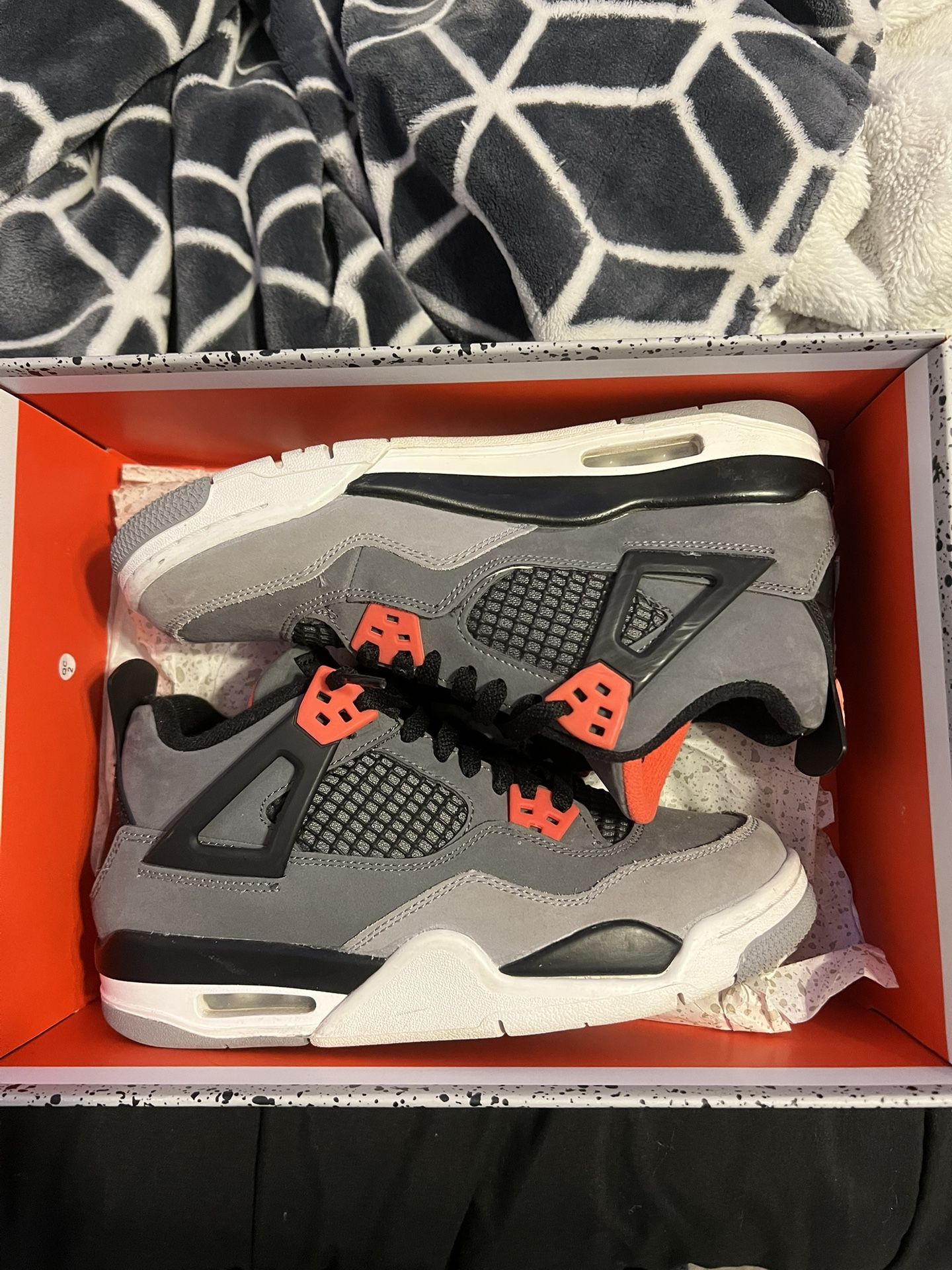 Jordan 4 Infrared