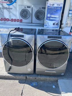 WHIRLWIND WASHER  AND DRYER. SET.