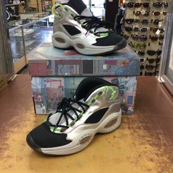 Reebok 10.5 Question Mid Illumination Minions X GRU’s Lab