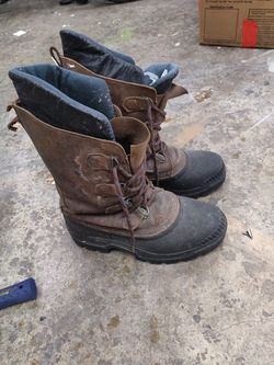 Sorel snow boots men's size 8