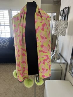 Woven Camo Scarf With Pompons 