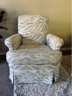 Custom swivel rockers