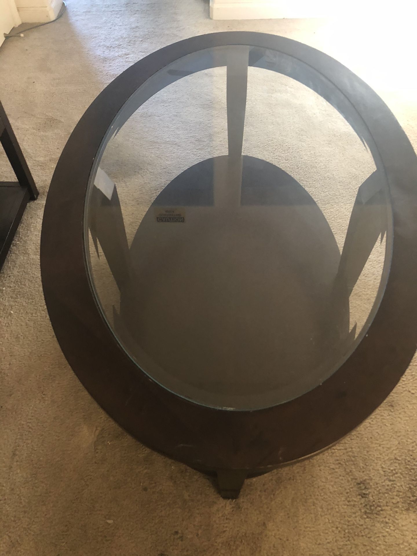 Oval coffee table