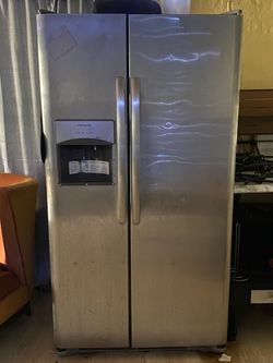 Refridgerator