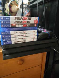 PS4 Pro with games