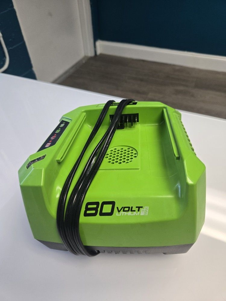 Greenworks 80v battery charger