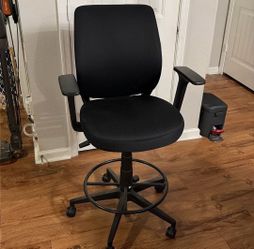 Tall office chair, like new.