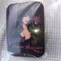 RARE AF. El Vira Knott's magnets. Limited edition. CHASE ITEM.