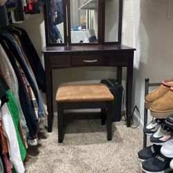Vanity 