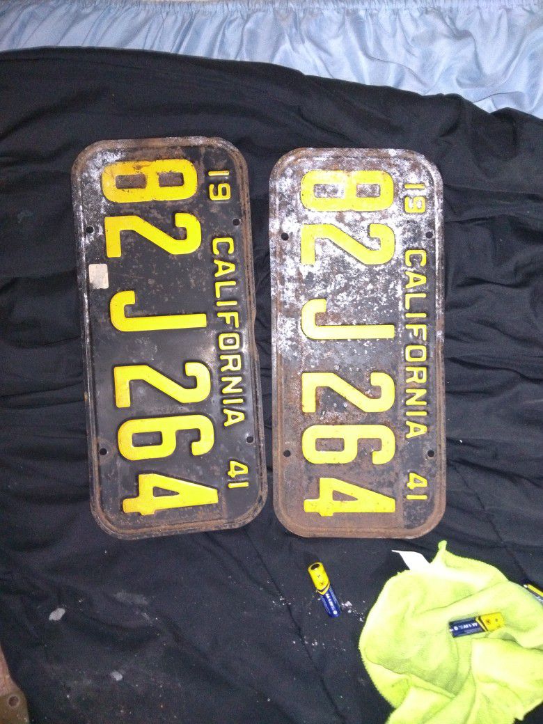 Old Pair Plates
