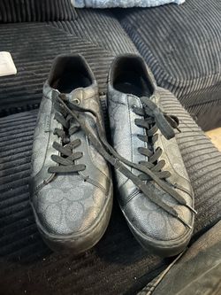 Men’s coach shoes size 10