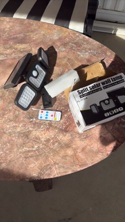 Split solar wall led
