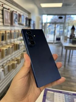 Samsung - Galaxy Z Fold 7 8" (T-Mobile) (Pre-Owned) / 256GB / Fair| $5 Down | Payment plan available
