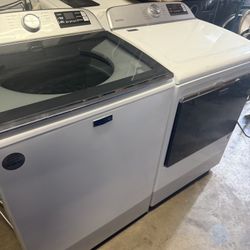 Maytag Washer Dryer Set