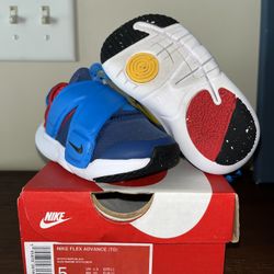 boys sz 5c Nike flex advance in great condition 