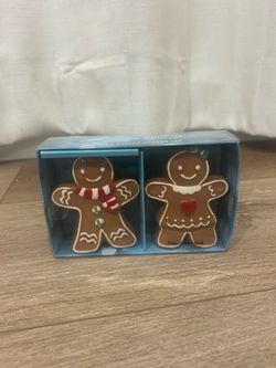Christmas gingerbread salt pepper shacker $20 OBO