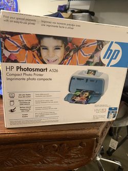 HP Photosmart Compact Printer with paper