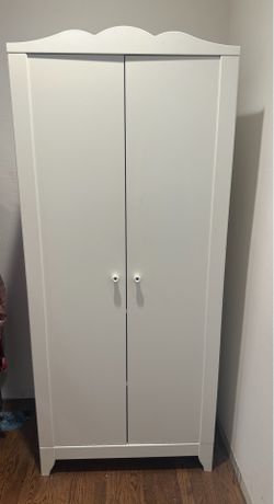 Kids closet