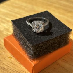 Women’s Ring 