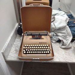 1950s Vintage Smith Corona Circa 