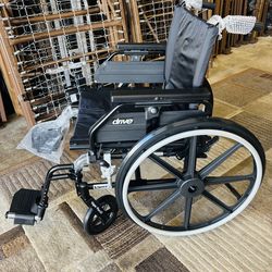 Lightweight heavy duty wheelchair 22 in new