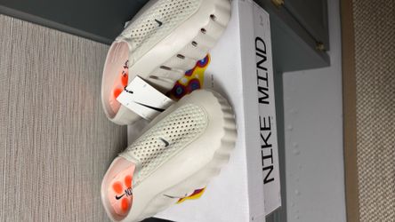 Nike Mind Slides