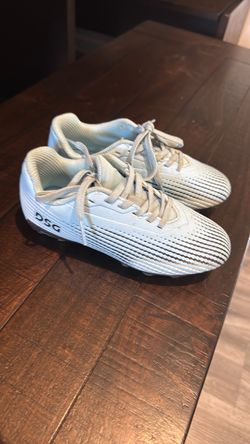 Toddler cleats