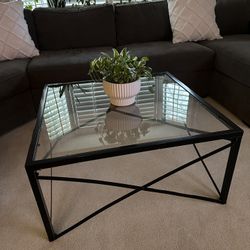  Coffee and end table