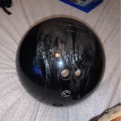 Columbia 300 White Dot Bowling Ball