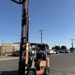 1992 Toyota 5FGC25 Forklift