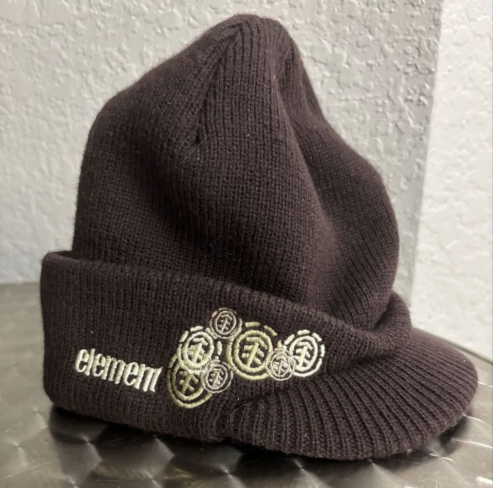 Vintage Element Crowns Visor Beanie Hat Knit Winter Acrylic Cap Brown Color