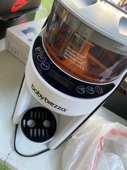 Baby Brezza Formula Pro Bottle Maker